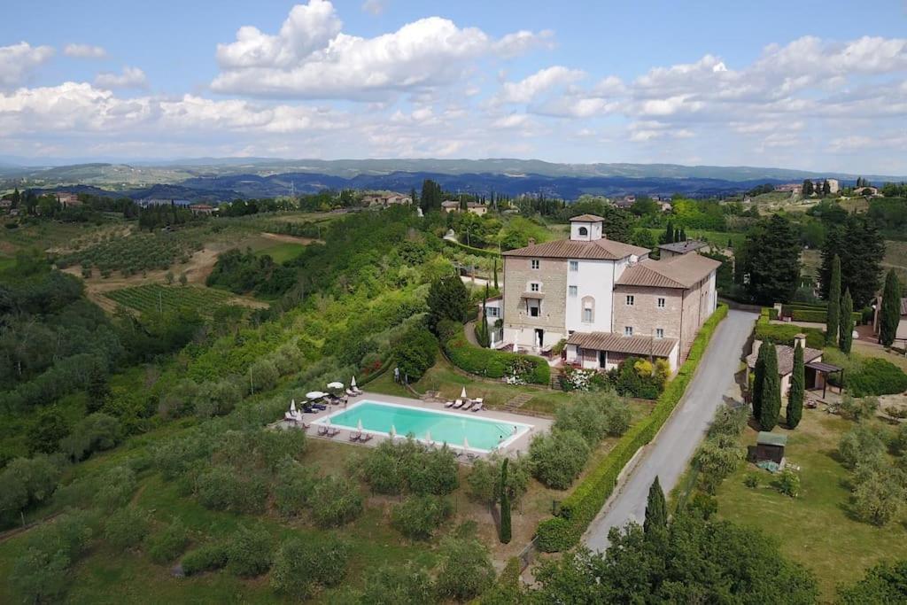 Castello Di Fulignano Ildebrando Superior Apartment San Gimignano Bagian luar foto